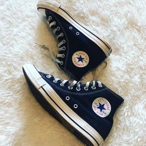 Converse // High Tops // Men’s 6.5 & Women’s 8.5